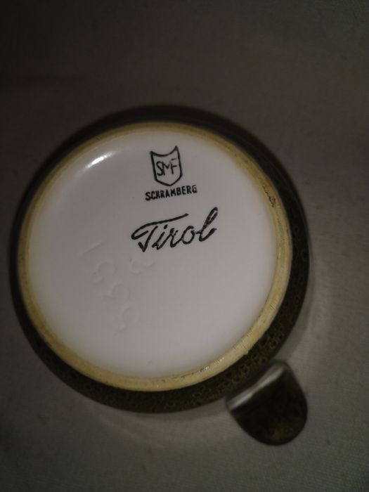 Zabytkowa miska SMF Scramberg Tirol z uchwytami. Majolika