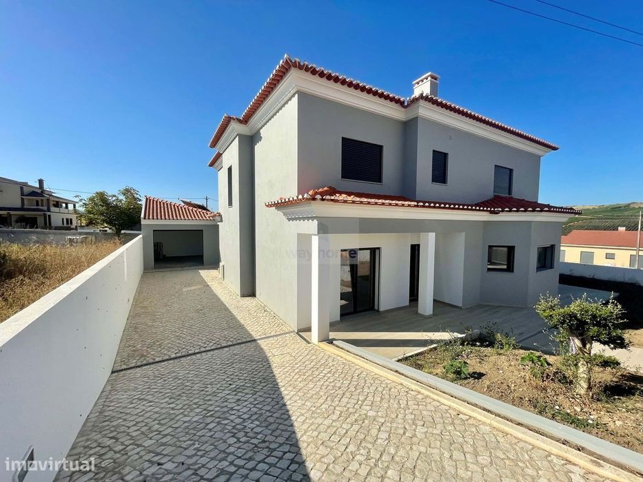 Moradia nova T6 na Ventosa - Torres Vedras