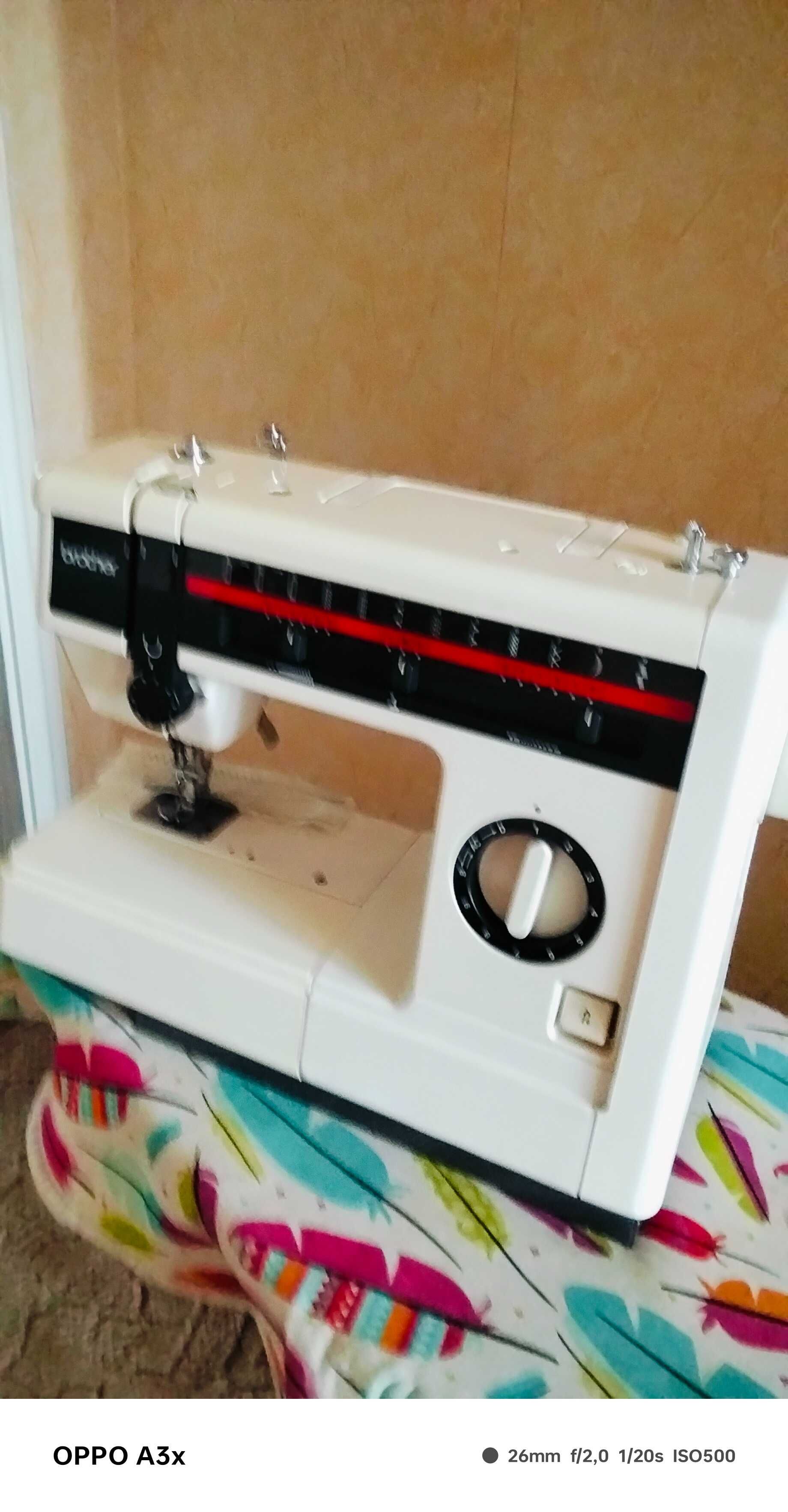 Продам Швейную машину