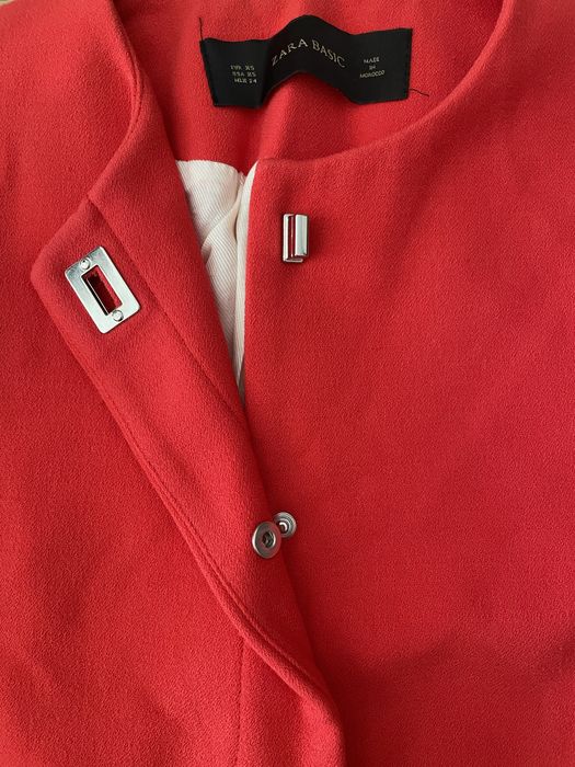 Blusão Vermelho Zara
