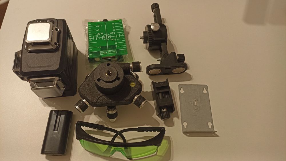 Płaszczyznowa poziomica laserowa, laser krzyżowy deko DKLL12PB2