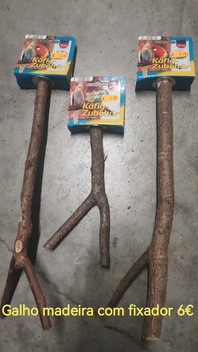 Comedouros para papagaio