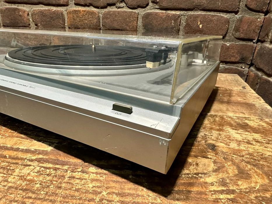 Gramofon półautomatyczny  Sharp RP 11