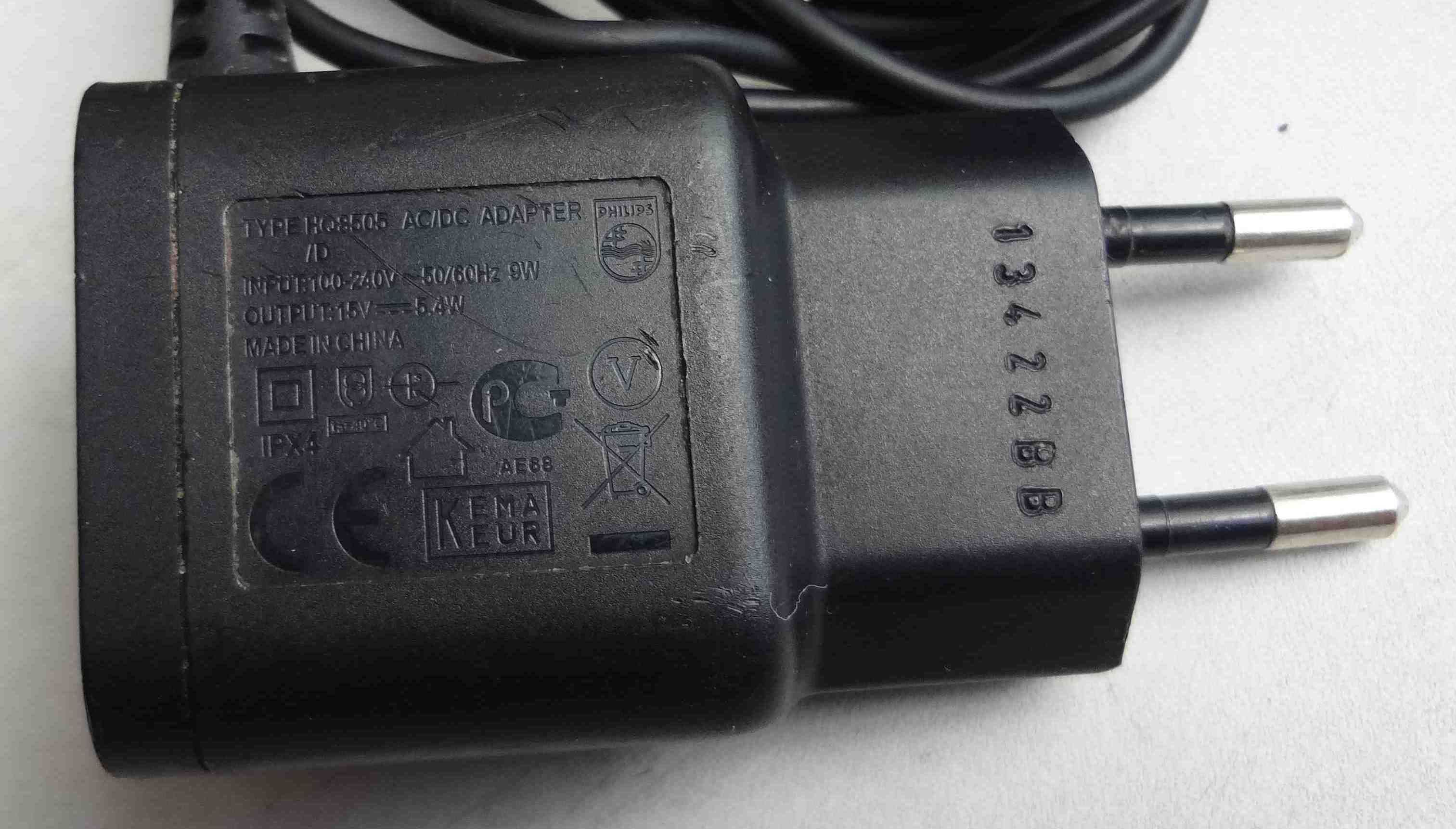 Адаптер для бритвы Philips 15V 5.4W HQ8505, не рабочий