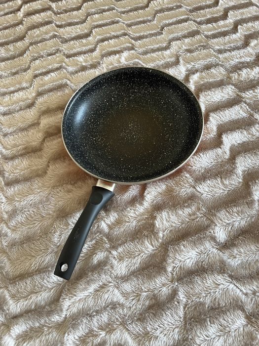 Сковорода delimano 28 см