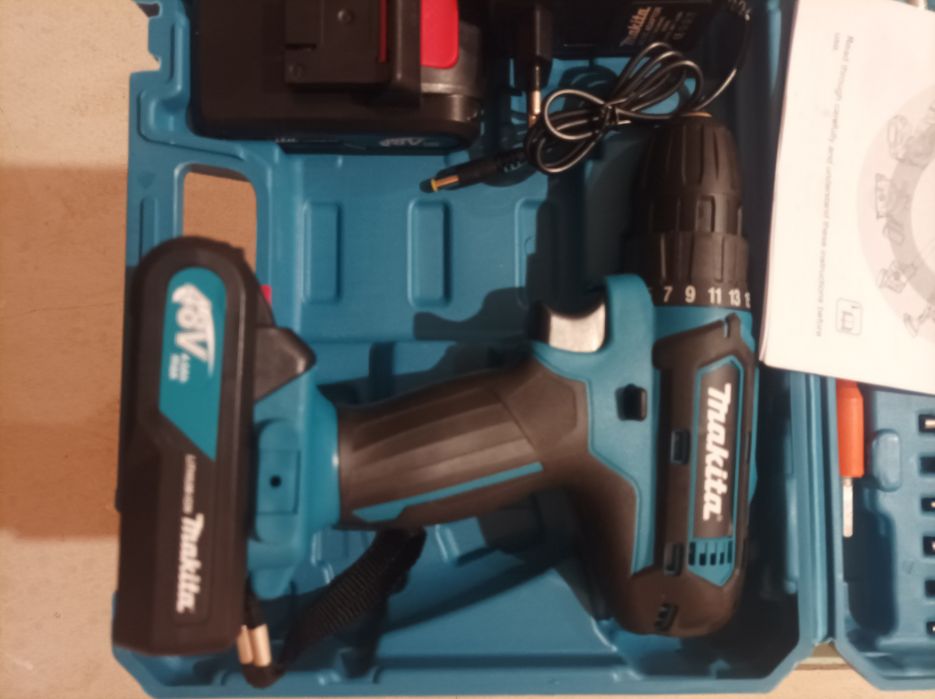 Продам шуруповерт макіта