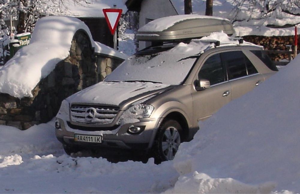 Багажник на дах Mercedes-Benz оригінал від офіційного дилера.