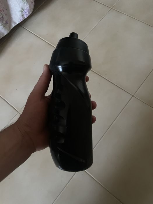 Bidons crivit nunca usados