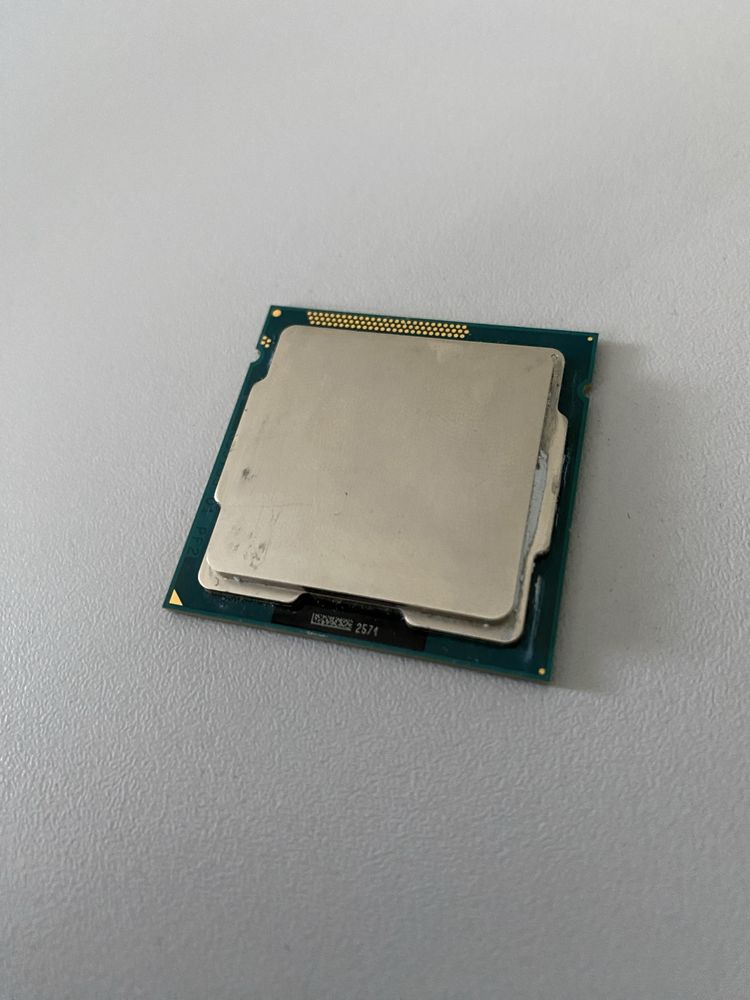 Процесор Intel i3-3220 (2ядра/4поток) s1155