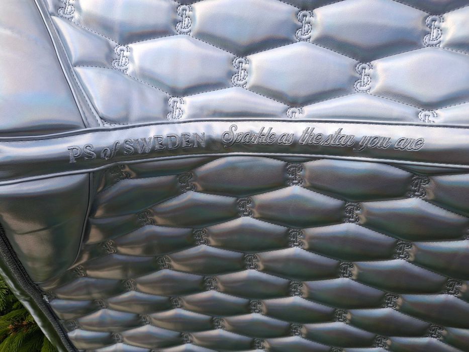 Czaprak Ps of Sweden Holo Dazzling Full VS