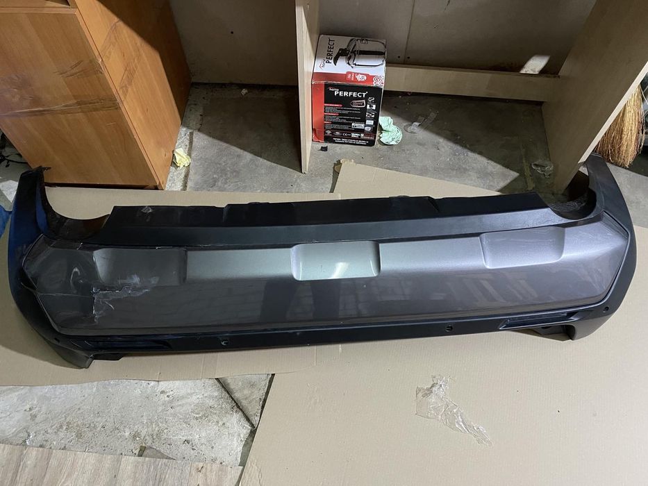 Задний бампер Toyota rav4 , 2019