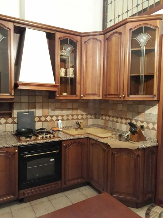 Подол, Андреевский спускск 2в, статусный дом, высокие потолки