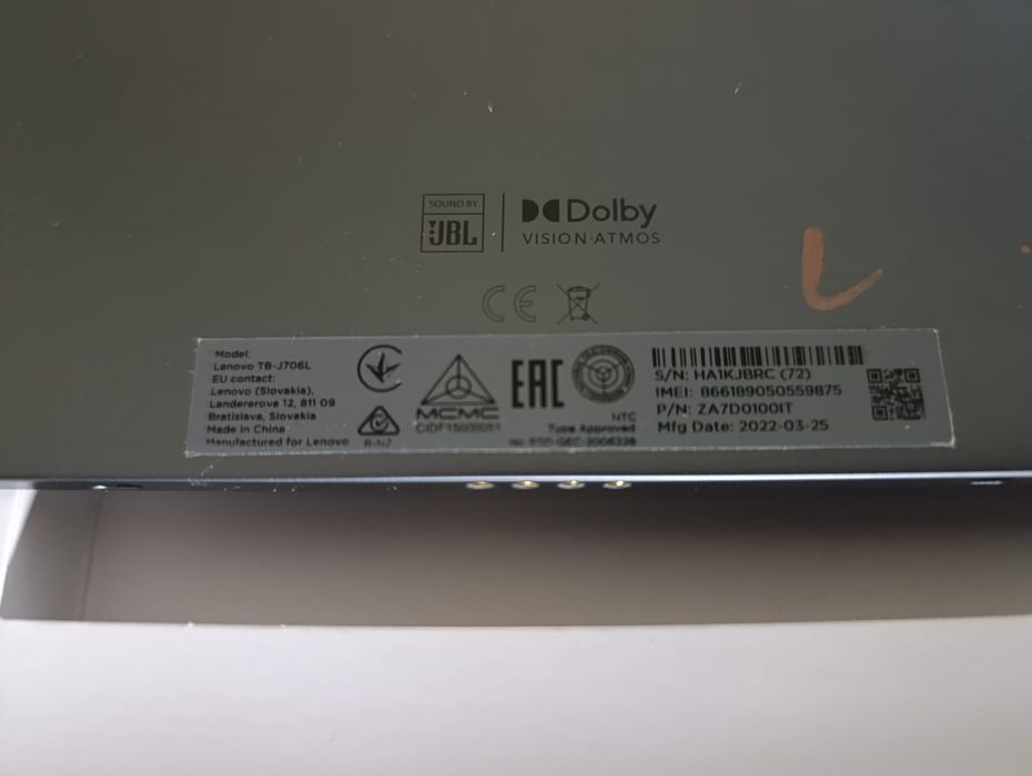 Планшет Lenovo Tab P11 Pro на запчастини або під відновлення.