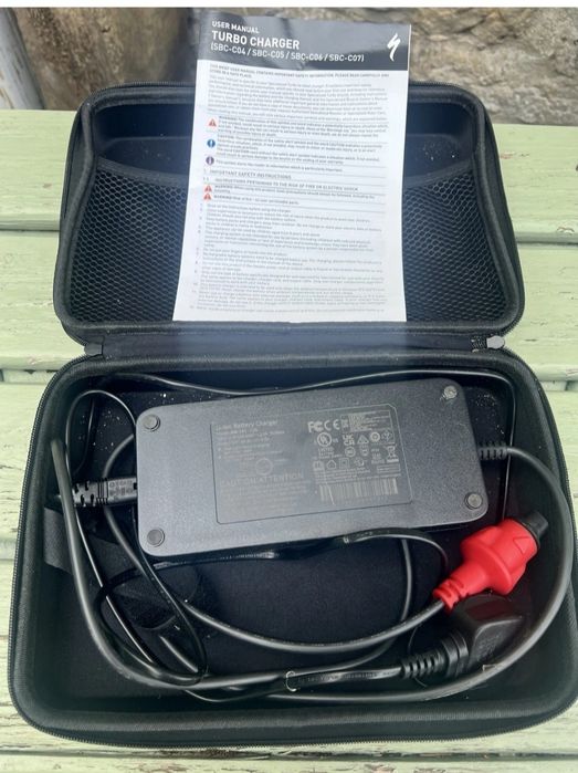 Зарядне Specialized Turbo 36v, 48v.