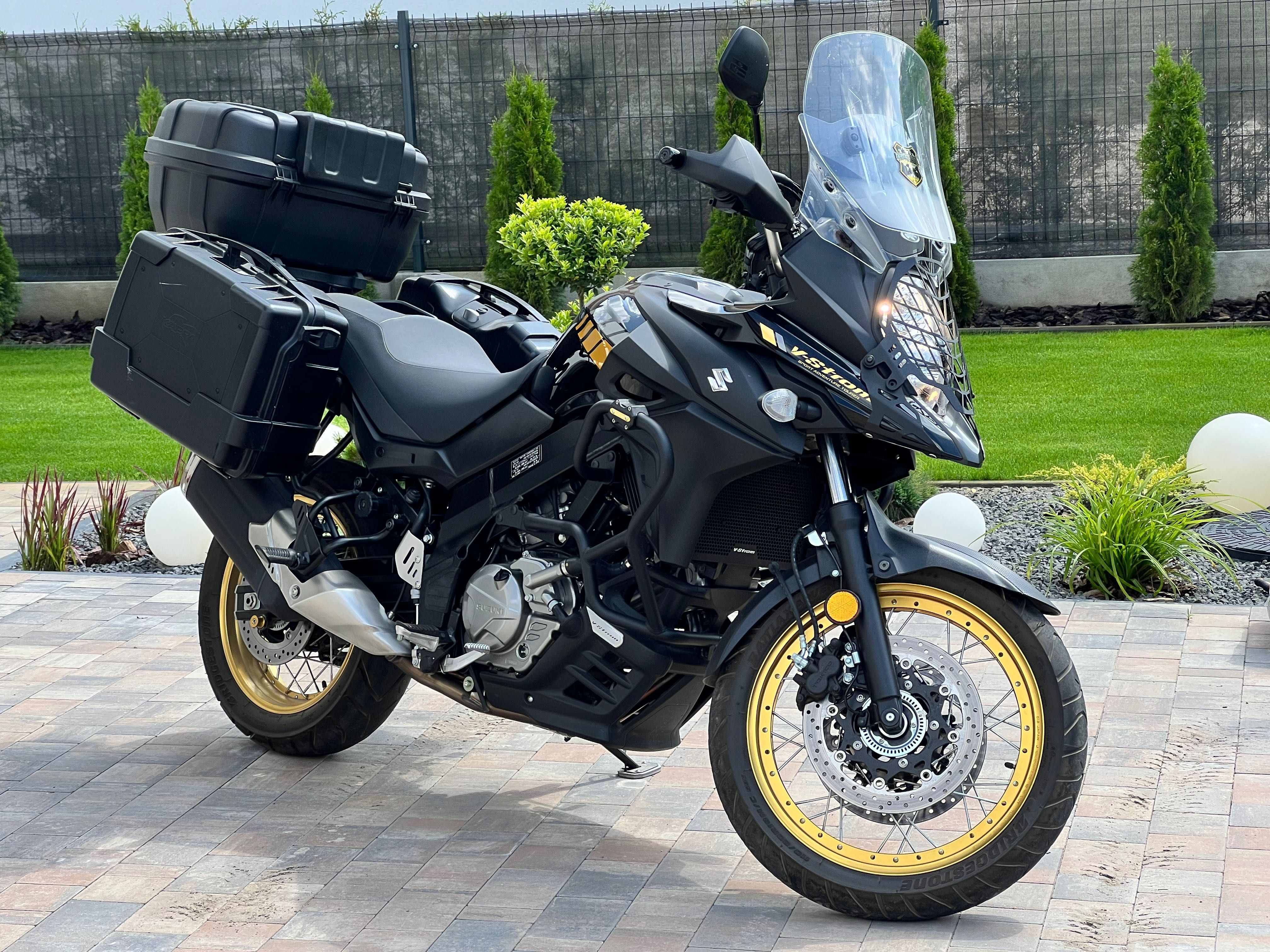 Suzuki v strom XT 650