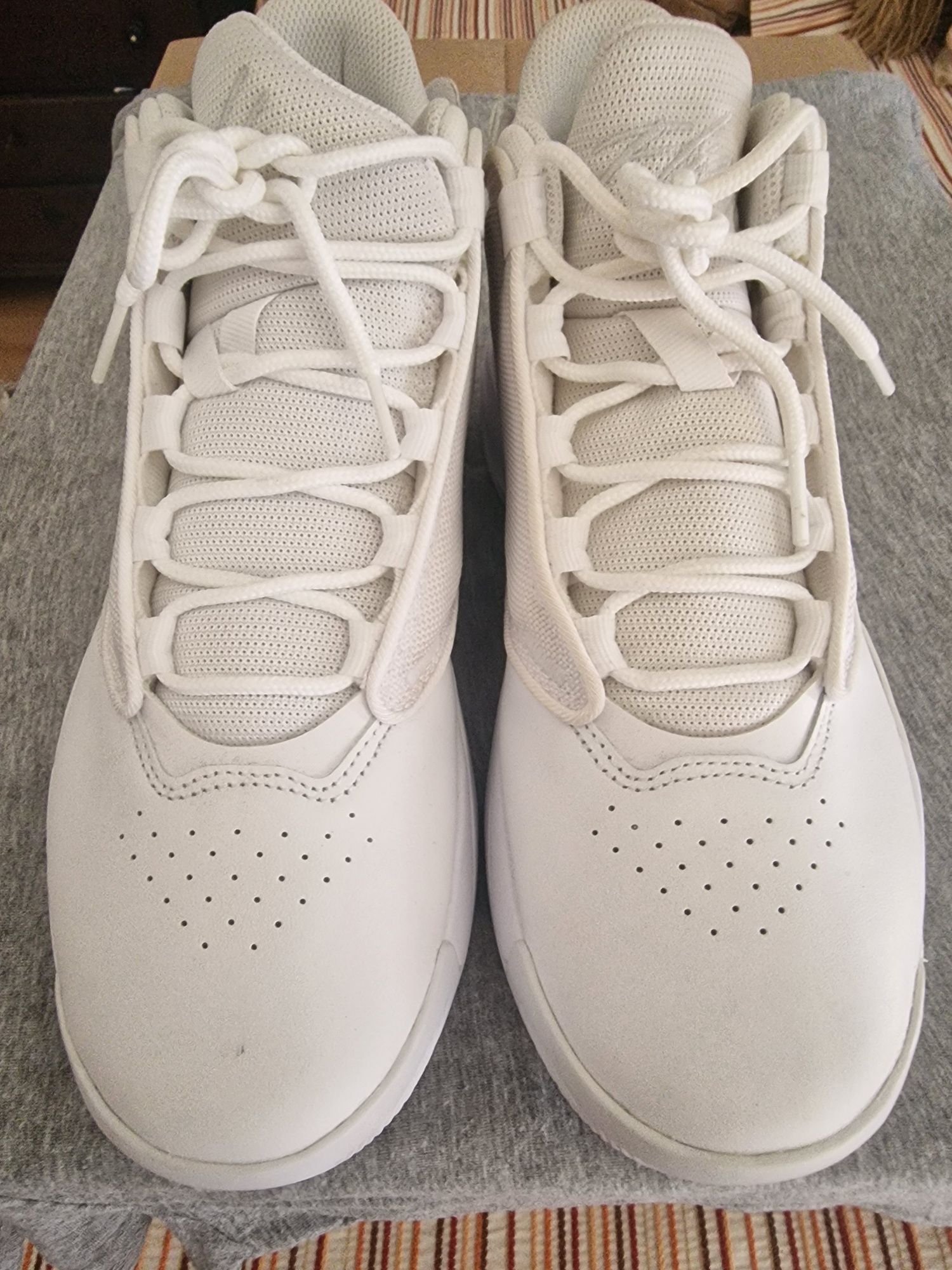 Tenis nike fligh 42,5