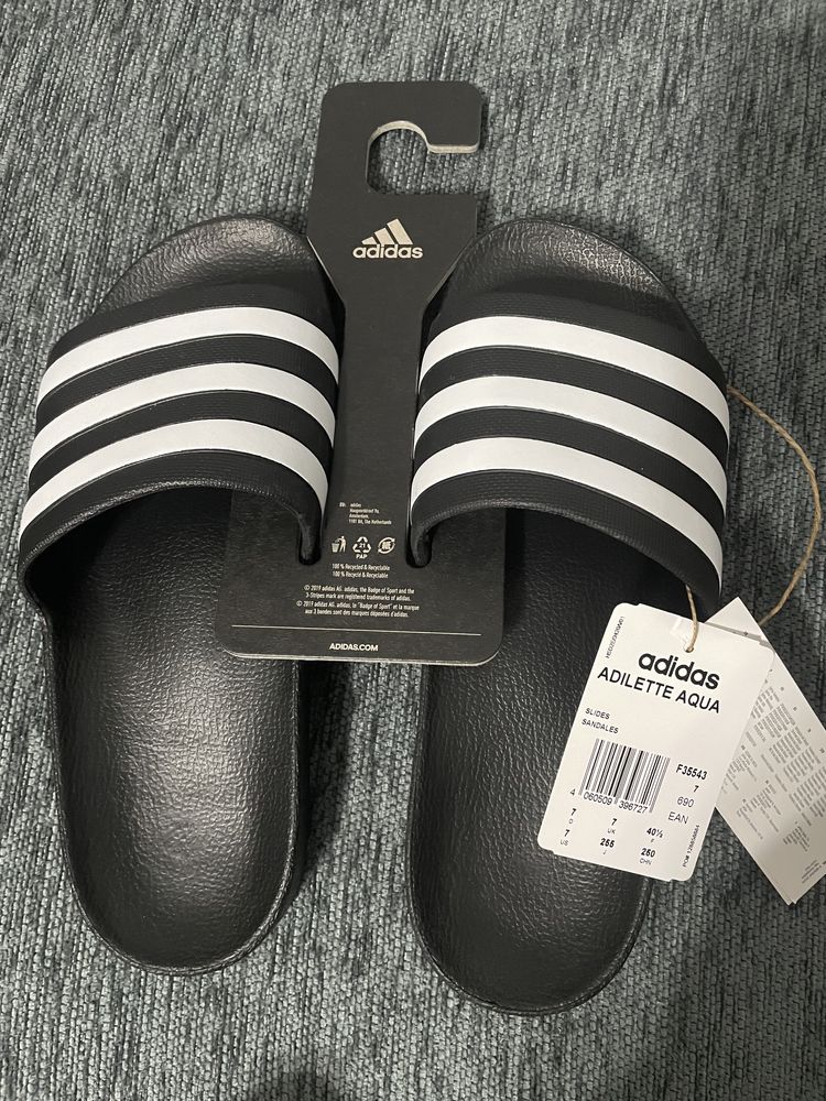 Chinelos Adidas Adilette