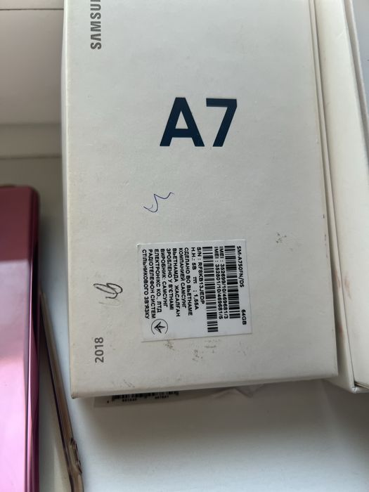 Смартфон Samsung Galaxy A7 2018 (A750F) 4/64Gb