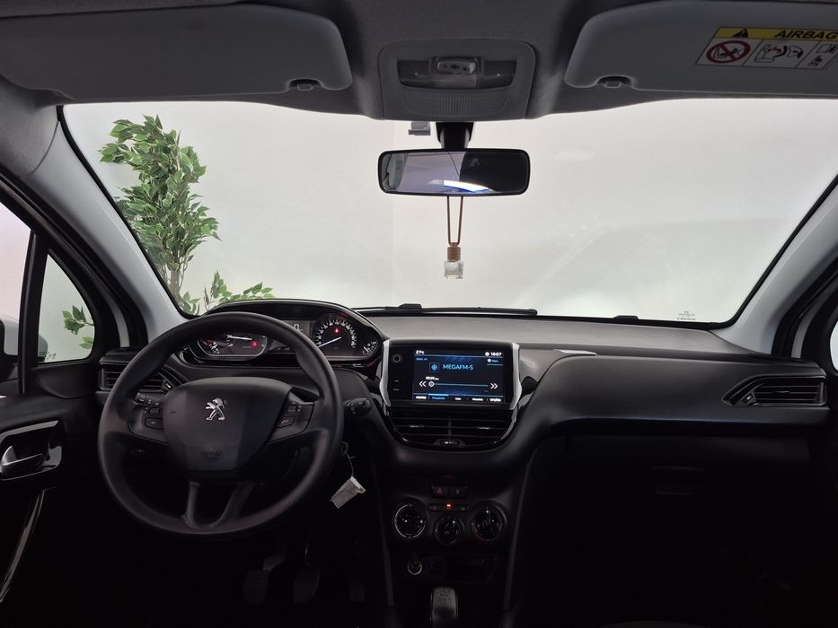 Peugeot 208 - 46.000KM - 2018 | GARANTIA
