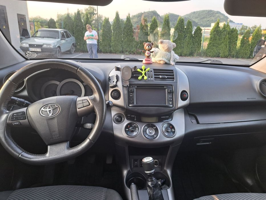 Продам Toyota Rav 4, 2012