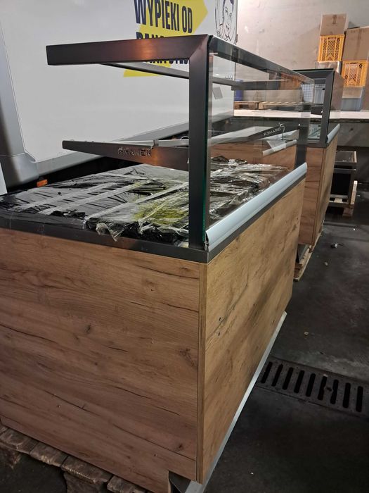 Sprzedam nierdzewne witrynę ekspozycyjne Prima 130