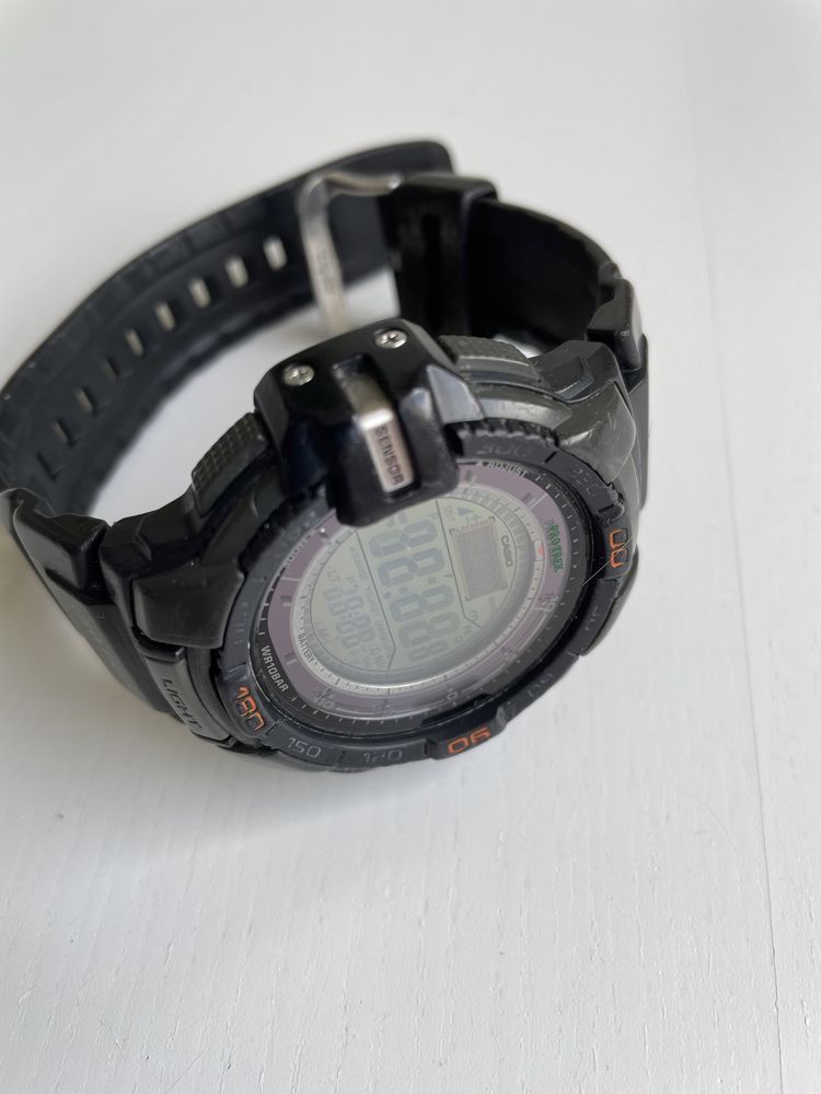 Casio Pro Trek PRG-270 solar