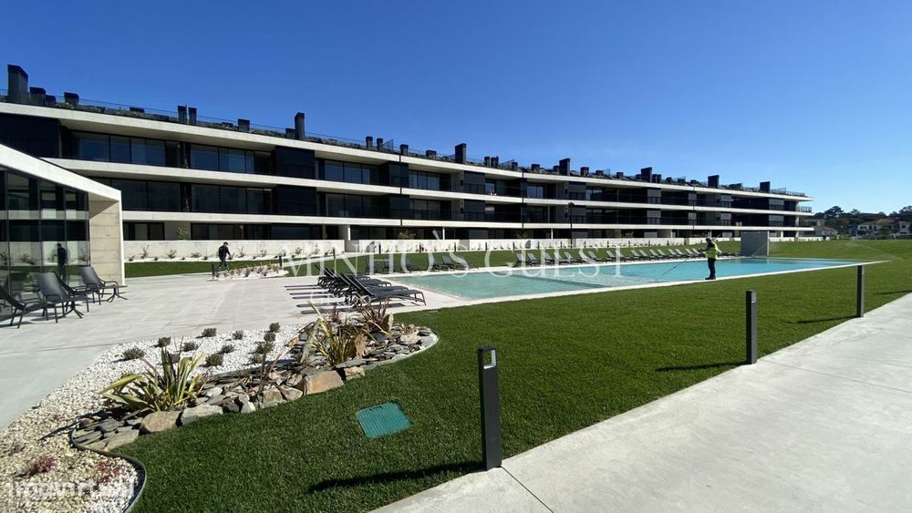 Apartamento T2 c/ terraço parcialmente coberto - Apúlia