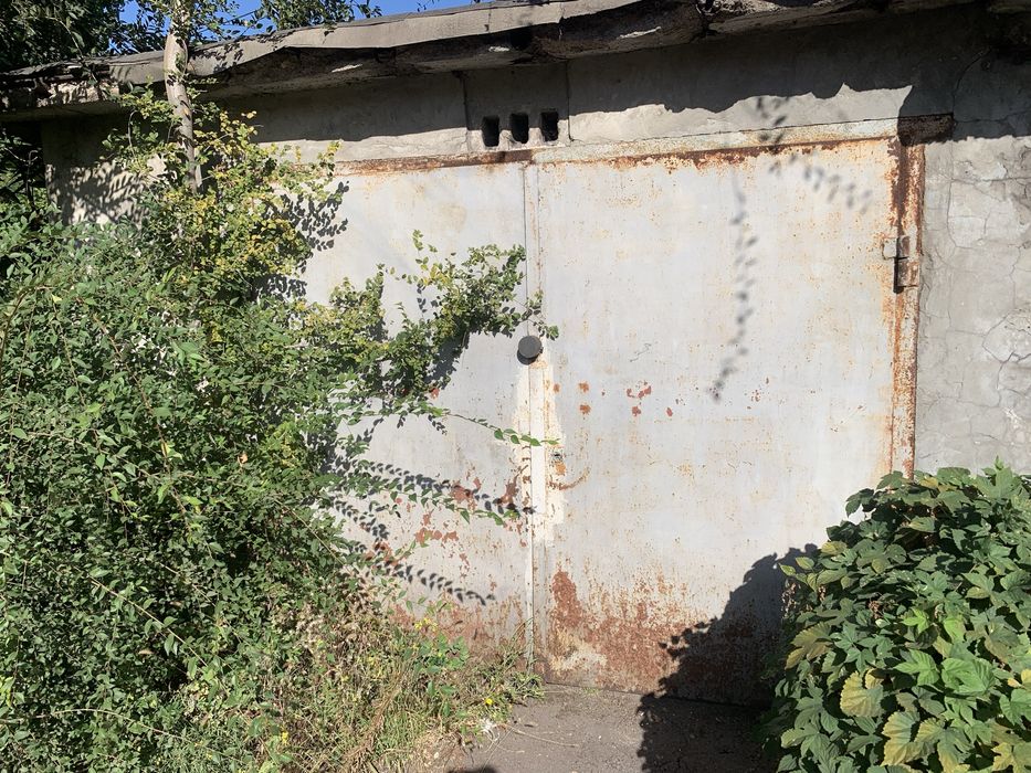 Продам гараж на днепростре