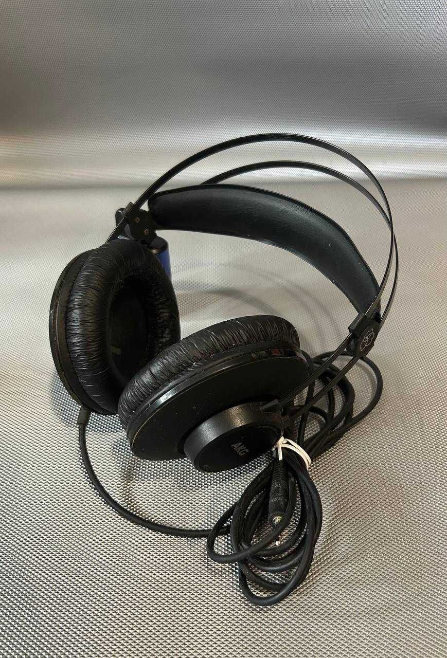 Навушники студійні AKG K52