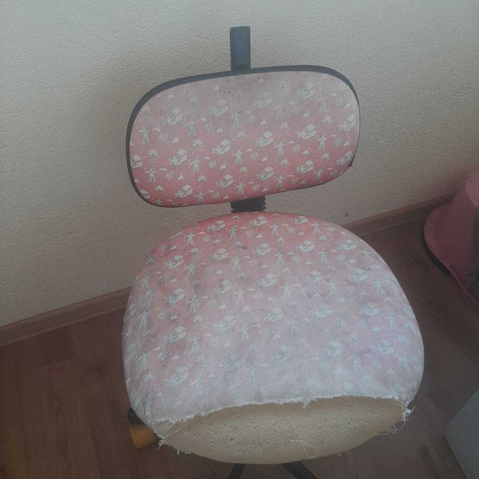 продам дитячий стул компютерний