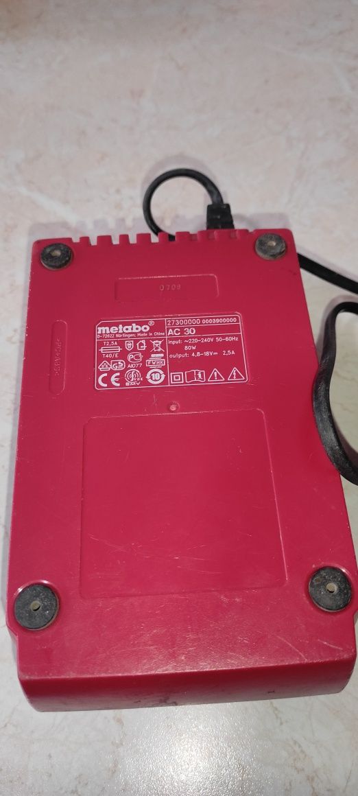 Ładowarka Metabo AC30