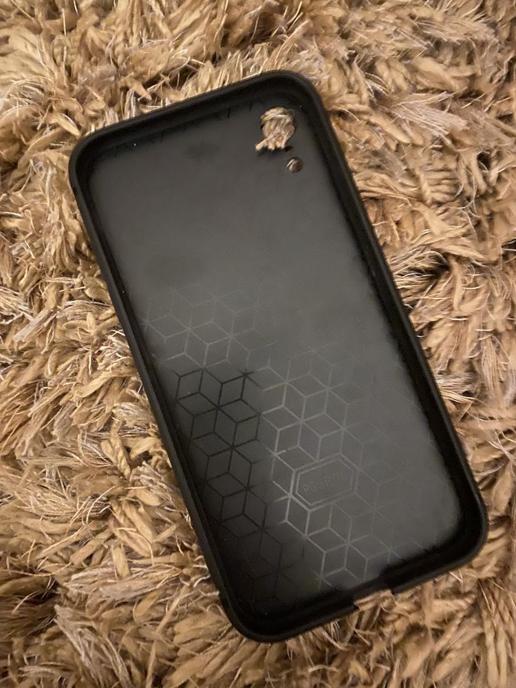 Etui do Iphone XR i do 11 logo LV