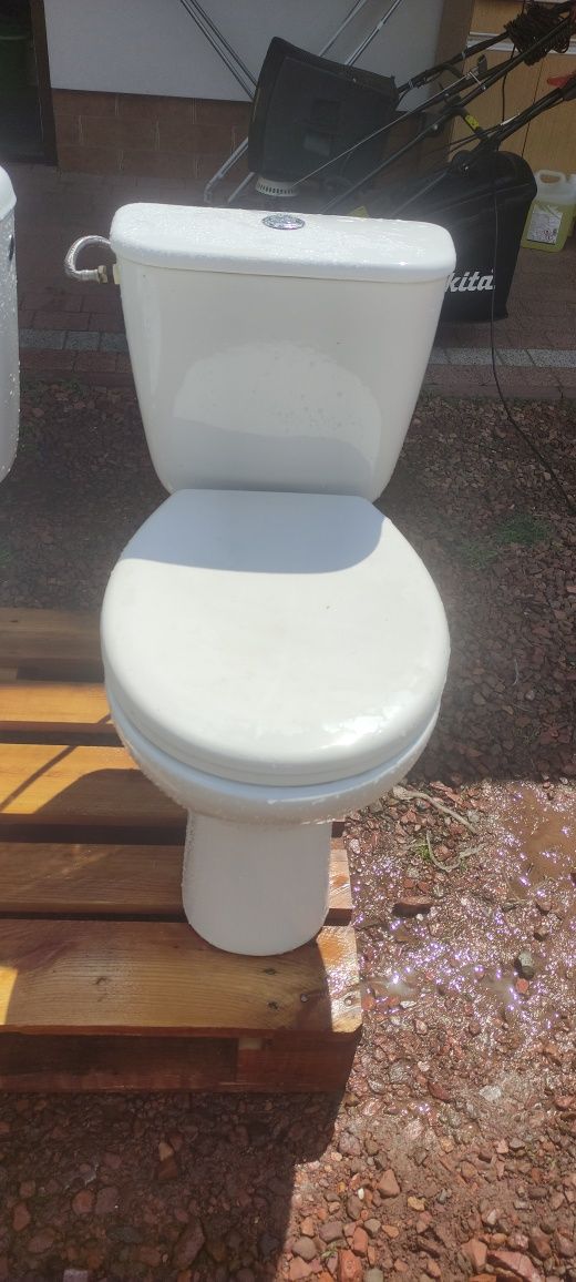 WC kompakt wolnostojący