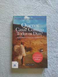 Obra "Queres casar comigo todos os dias?" de Pedro Chagas Freitas