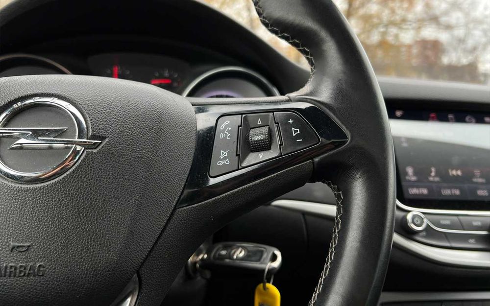 Opel Astra  2018