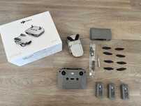 Dron DJI Mini 2 - Fly More Combo