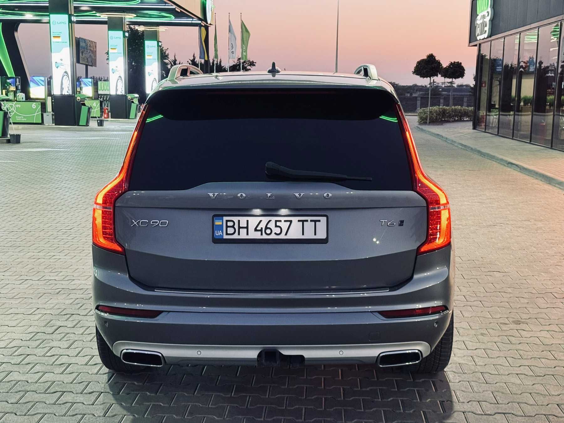 Volvo XC90 maximal 2016 год (2.0 Bi-Turbo, 7 МЕСТ, кожа, панорама)