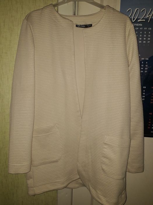 Жакет розміру М-L
