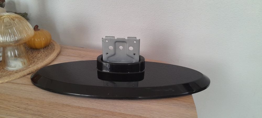 Підставка під телевізор