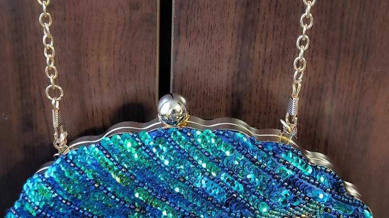 Piękna torebka cekiny kopertówka