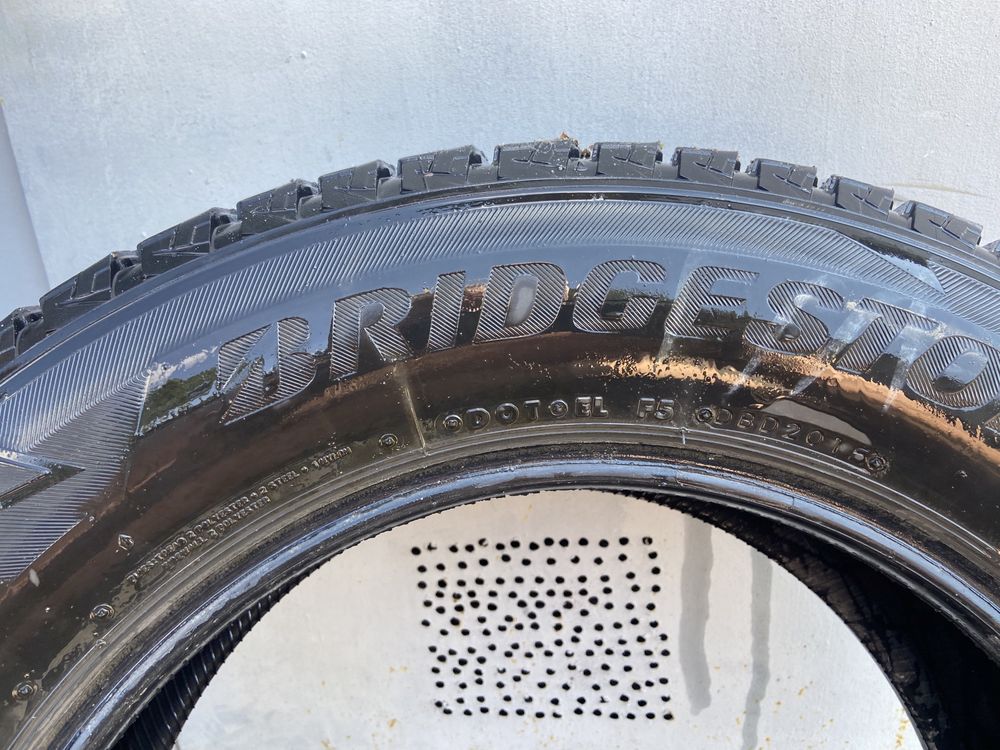 225/65/17 BRIDGESTONE Blizzak DM V2