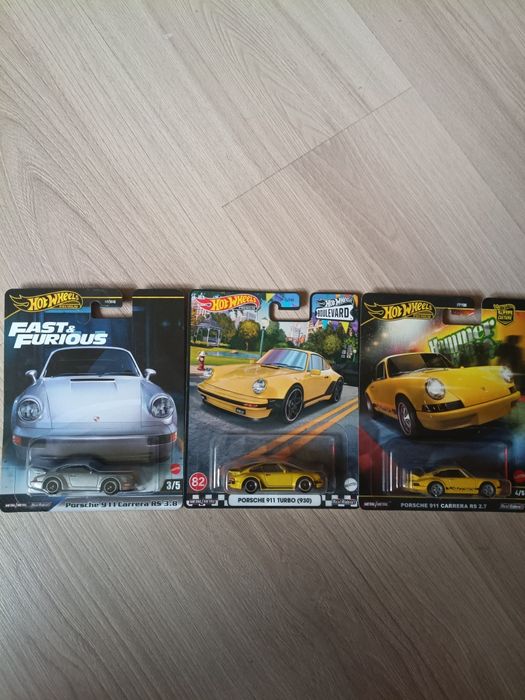 Hot wheels premium porsche 911