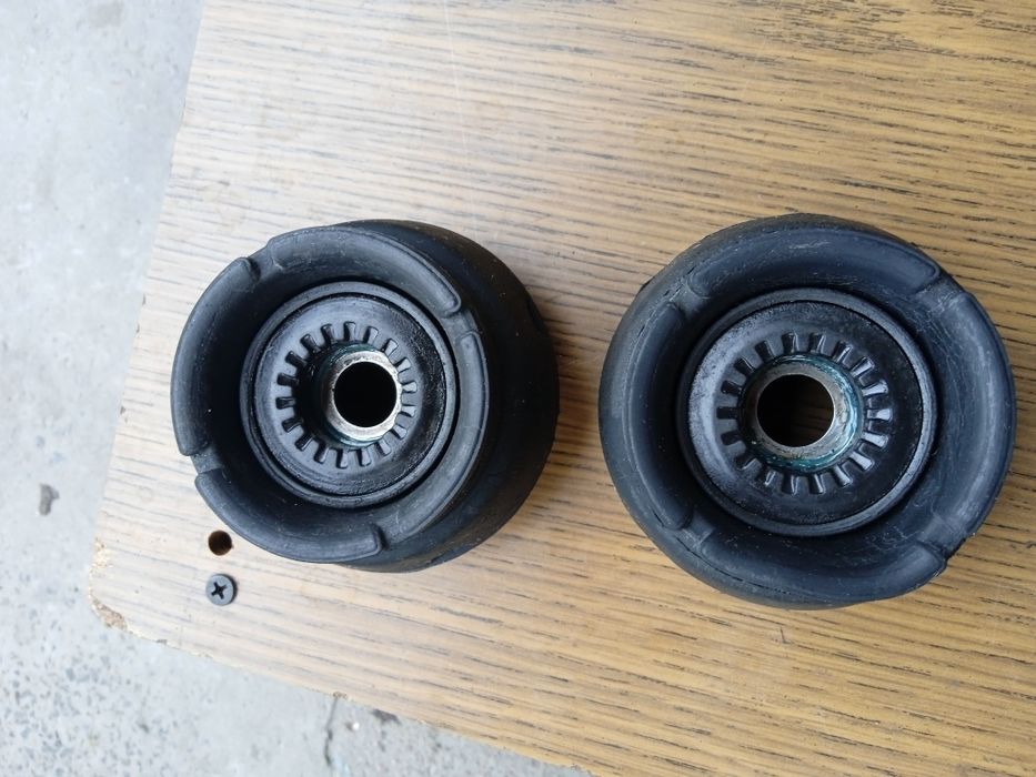 Опора амортизатора с подшипником, комплект