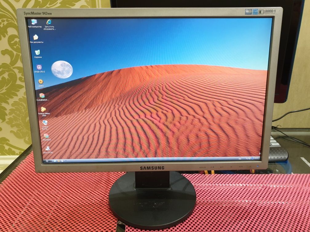 Монитор Samsung SyncMaster 943NW