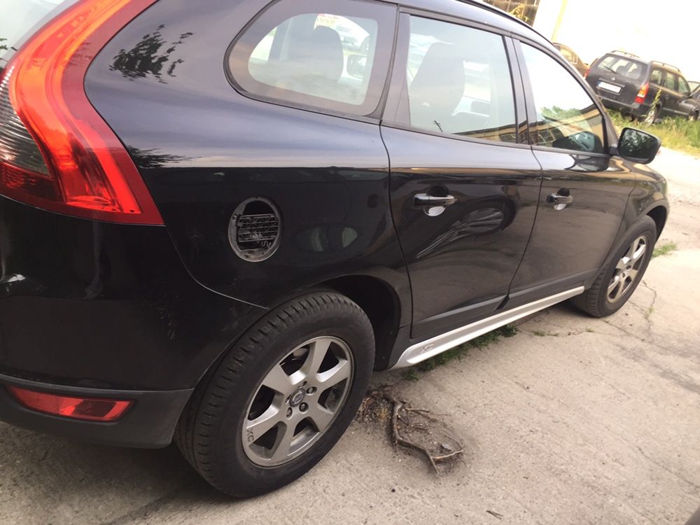 Volvo Xc60 2.4 diesel na czesci Czarny