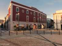 Edifício com Vista Panorâmica sobre Faro e a Ria Formosa