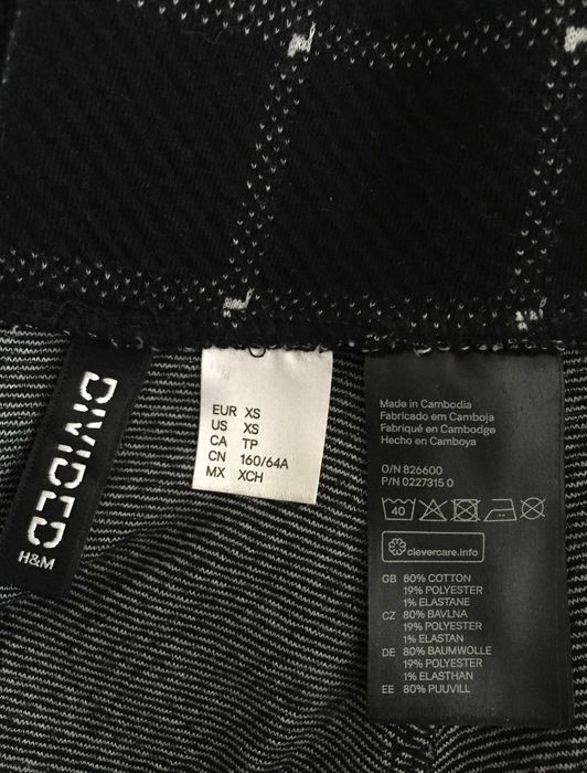 Spódniczka czarna w kratę H&M