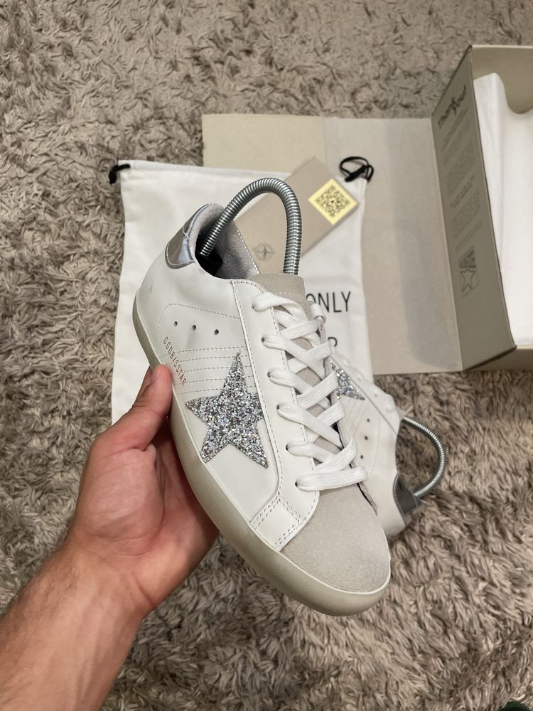 Golden goose superstar