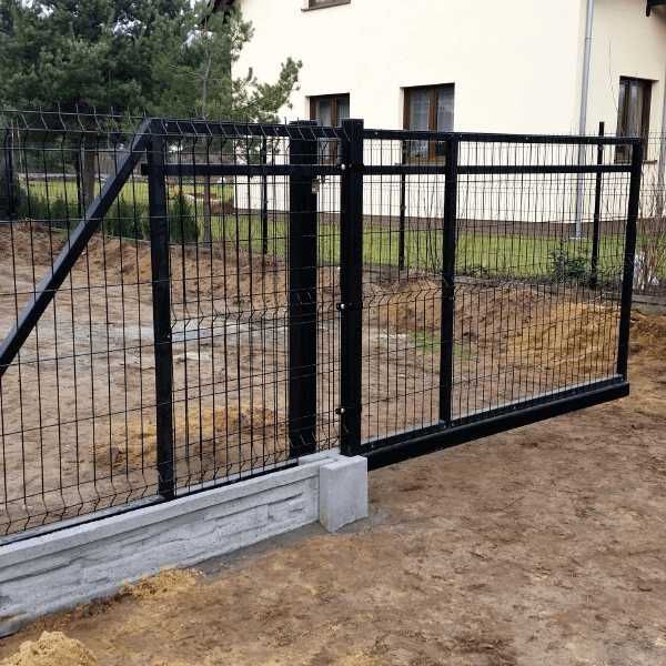 ogrodzenia ogrodzenie panelowe panele słupki brama furtka płot palety
