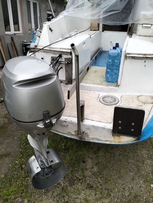 Jacht żaglowy, kabinowy